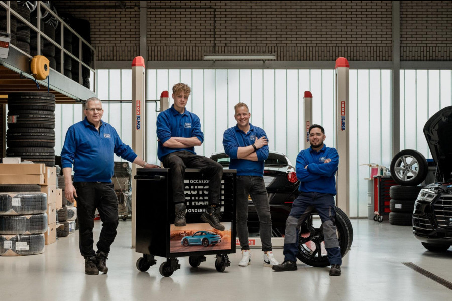 Audi Q5 2.0 TFSI Quattro Sport S Line Edition 252 PK Aut. Pano Stoelverwarming Xenon 19'' Audi Q5 2.0 TFSI Quattro Sport S Line Edition 252 PK Aut. Pano Stoelverwarming Xenon 19''