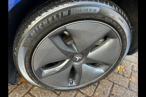 Tesla Model 3 Long Range AWD 75 kWh 80% SOH Rijklaarprijs!