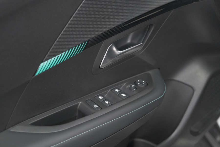 Peugeot 208 PureTech 100 Allure Pack | Camera | Apple Carplay | Stoelverwarming | Parkeersensoren