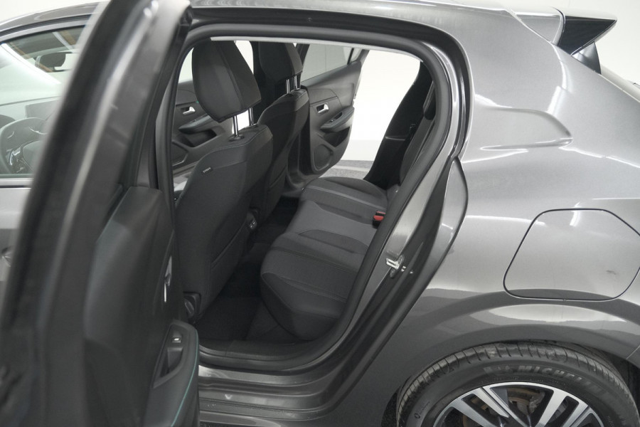 Peugeot 208 PureTech 100 Allure Pack | Camera | Apple Carplay | Stoelverwarming | Parkeersensoren