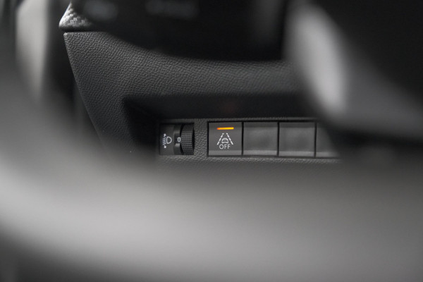 Peugeot 208 PureTech 100 Allure Pack | Camera | Apple Carplay | Stoelverwarming | Parkeersensoren