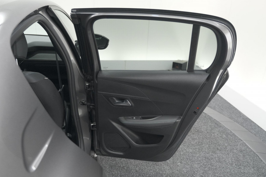 Peugeot 208 PureTech 100 Allure Pack | Camera | Apple Carplay | Stoelverwarming | Parkeersensoren