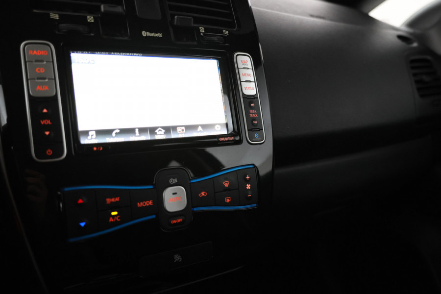Nissan Leaf Acenta 30 kWh Airco, Bluetooth, Parkeersensore Nissan Leaf Acenta 30 kWh Airco, Bluetooth, Parkeersensore