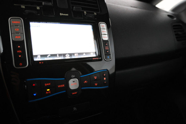Nissan Leaf Acenta 30 kWh Airco, Bluetooth, Parkeersensore Nissan Leaf Acenta 30 kWh Airco, Bluetooth, Parkeersensore