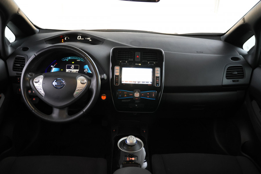 Nissan Leaf Acenta 30 kWh Airco, Bluetooth, Parkeersensore Nissan Leaf Acenta 30 kWh Airco, Bluetooth, Parkeersensore