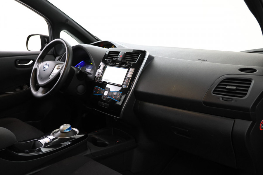 Nissan Leaf Acenta 30 kWh Airco, Bluetooth, Parkeersensore Nissan Leaf Acenta 30 kWh Airco, Bluetooth, Parkeersensore