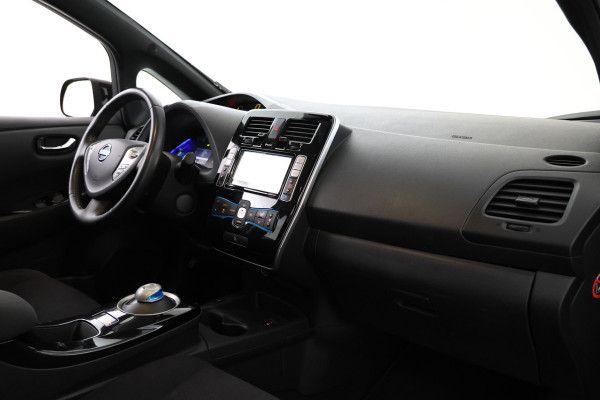 Nissan Leaf Acenta 30 kWh Airco, Bluetooth, Parkeersensore Nissan Leaf Acenta 30 kWh Airco, Bluetooth, Parkeersensore