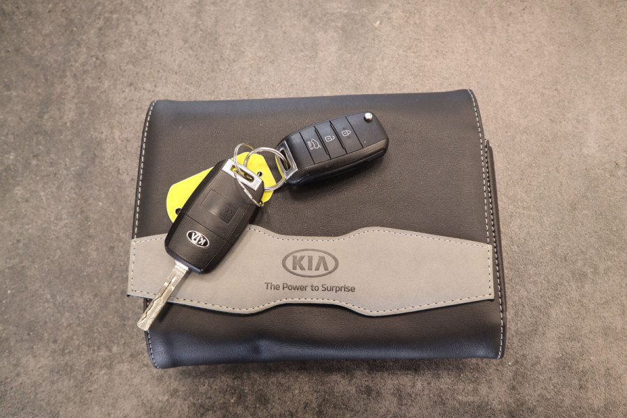 Kia cee'd Sportswagon 1.0 T-GDi GT-Line Summer Edition Panoramadak Navigatie Kia cee'd Sportswagon 1.0 T-GDi GT-Line Summer Edition Panoramadak Navigatie