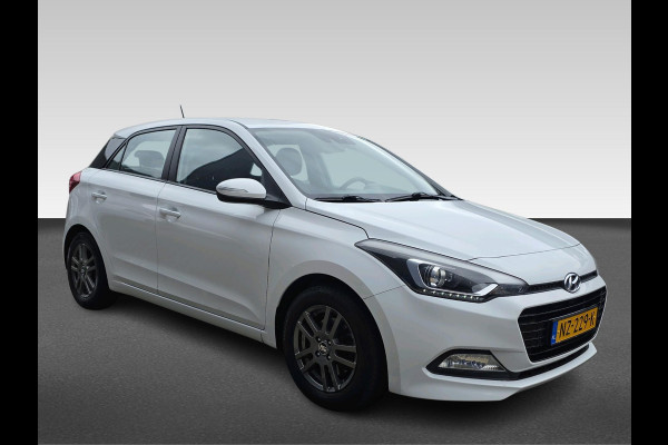 Hyundai i20 1.0 T-GDI Comfort | cruise control | Lane assist | Parkeersensoren | Hyundai i20 1.0 T-GDI Comfort | cruise control | Lane assist | Parkeersensoren |