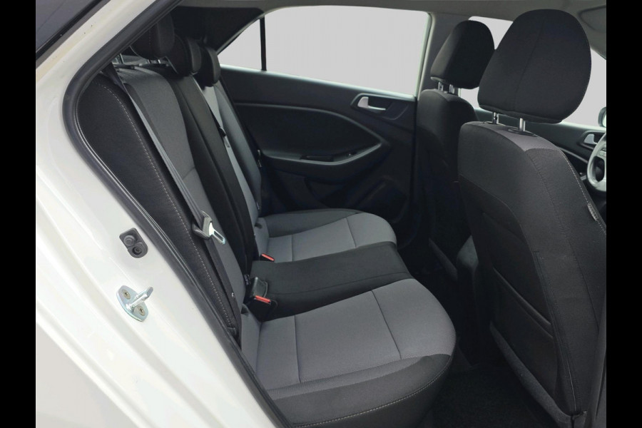 Hyundai i20 1.0 T-GDI Comfort | cruise control | Lane assist | Parkeersensoren | Hyundai i20 1.0 T-GDI Comfort | cruise control | Lane assist | Parkeersensoren |