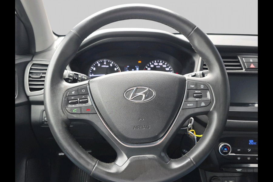 Hyundai i20 1.0 T-GDI Comfort | cruise control | Lane assist | Parkeersensoren | Hyundai i20 1.0 T-GDI Comfort | cruise control | Lane assist | Parkeersensoren |