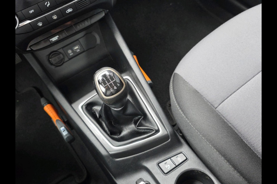 Hyundai i20 1.0 T-GDI Comfort | cruise control | Lane assist | Parkeersensoren | Hyundai i20 1.0 T-GDI Comfort | cruise control | Lane assist | Parkeersensoren |