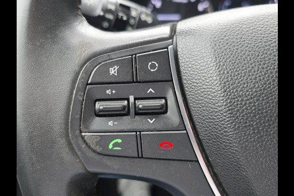 Hyundai i20 1.0 T-GDI Comfort | cruise control | Lane assist | Parkeersensoren | Hyundai i20 1.0 T-GDI Comfort | cruise control | Lane assist | Parkeersensoren |