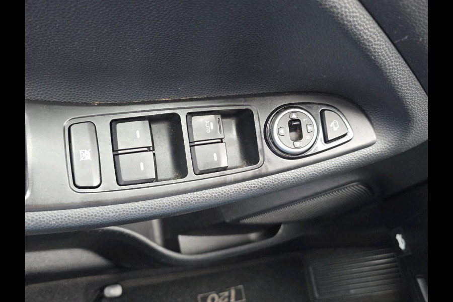 Hyundai i20 1.0 T-GDI Comfort | cruise control | Lane assist | Parkeersensoren | Hyundai i20 1.0 T-GDI Comfort | cruise control | Lane assist | Parkeersensoren |