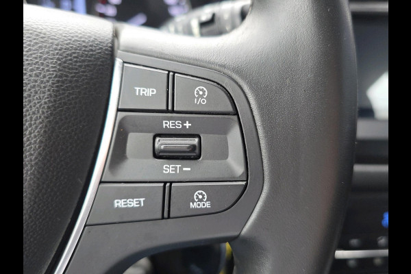 Hyundai i20 1.0 T-GDI Comfort | cruise control | Lane assist | Parkeersensoren | Hyundai i20 1.0 T-GDI Comfort | cruise control | Lane assist | Parkeersensoren |