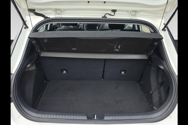 Hyundai i20 1.0 T-GDI Comfort | cruise control | Lane assist | Parkeersensoren | Hyundai i20 1.0 T-GDI Comfort | cruise control | Lane assist | Parkeersensoren |