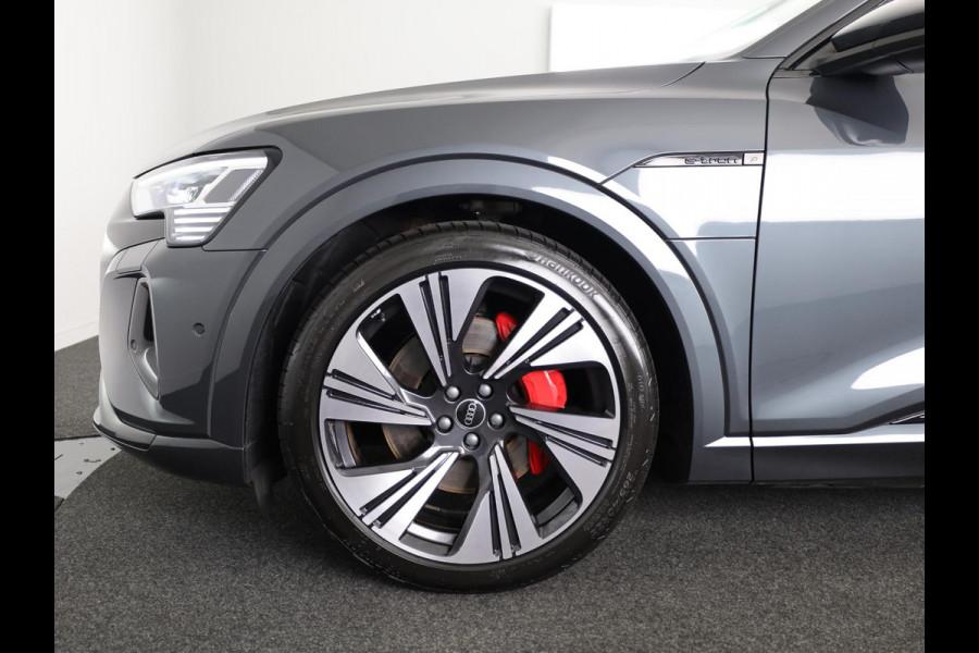 Audi Q8 e-tron 50 quattro Edition 95 kWh 340pk | Panoramadak S-line interieur | Head Up Display | Bang & Olufsen Premium Sound Audi Q8 e-tron 50 quattro Edition 95 kWh 340pk | Panoramadak S-line interieur | Head Up Display | Bang & Olufsen Premium Sound