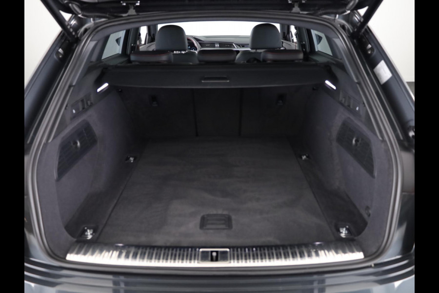 Audi Q8 e-tron 50 quattro Edition 95 kWh 340pk | Panoramadak S-line interieur | Head Up Display | Bang & Olufsen Premium Sound Audi Q8 e-tron 50 quattro Edition 95 kWh 340pk | Panoramadak S-line interieur | Head Up Display | Bang & Olufsen Premium Sound