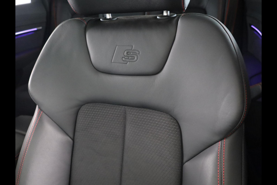 Audi Q8 e-tron 50 quattro Edition 95 kWh 340pk | Panoramadak S-line interieur | Head Up Display | Bang & Olufsen Premium Sound Audi Q8 e-tron 50 quattro Edition 95 kWh 340pk | Panoramadak S-line interieur | Head Up Display | Bang & Olufsen Premium Sound