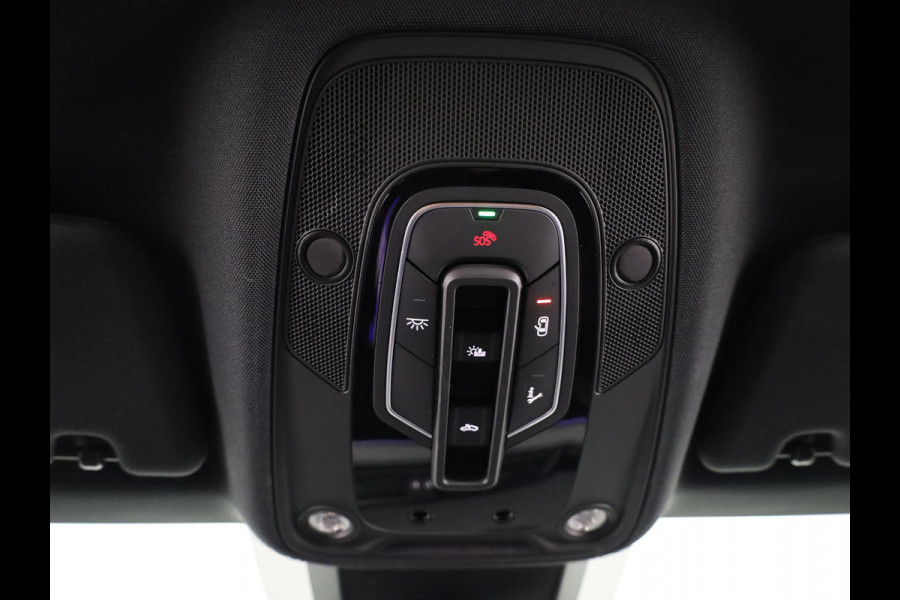 Audi Q8 e-tron 50 quattro Edition 95 kWh 340pk | Panoramadak S-line interieur | Head Up Display | Bang & Olufsen Premium Sound Audi Q8 e-tron 50 quattro Edition 95 kWh 340pk | Panoramadak S-line interieur | Head Up Display | Bang & Olufsen Premium Sound