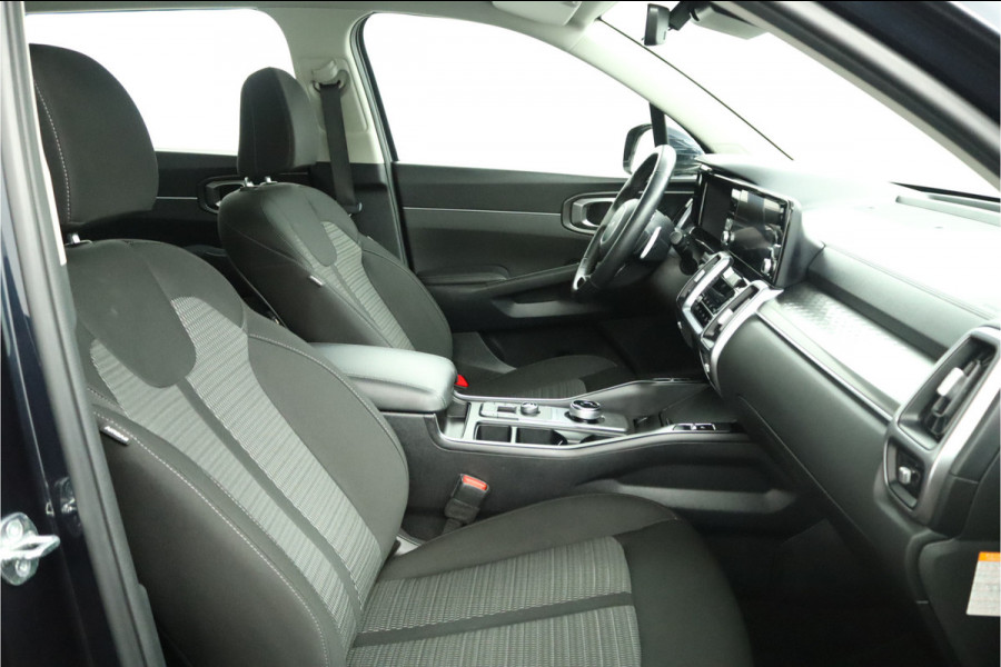 Kia Sorento 1.6 T-GDI Hybrid 2WD DynamicLine 7p. - Climate Control - LED Koplampen - Stoel/Stuurverwarming - Navigatie - Fabrieksgarantie Tot 2030 Kia Sorento 1.6 T-GDI Hybrid 2WD DynamicLine 7p. - Climate Control - LED Koplampen - Stoel/Stuurverwarming - Navigatie - Fabrieksgarantie Tot 2030