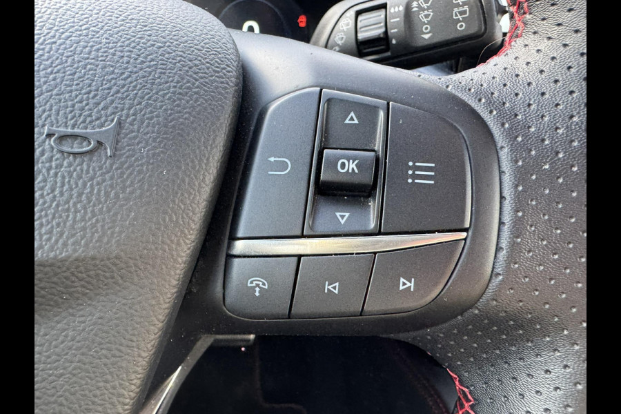 Ford Kuga 2.5 PHEV ST-Line X 243pk | SCI | Wegklapbare trekhaak | Panoramadak | Winter Pack | Head up Display | All season banden