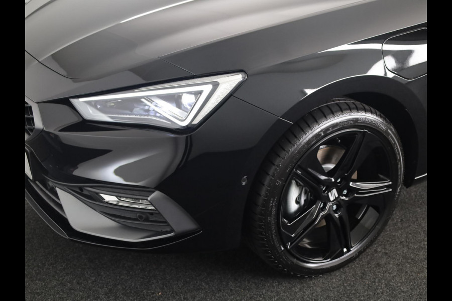 Seat Leon 1.5 TSI 204pk e-Hybrid FR Business | Black Pack | Trekhaak | Led Matrix