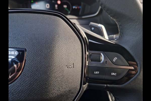 Peugeot 2008 1.2 PureTech EAT8 130Pk Allure Peugeot 2008 1.2 PureTech EAT8 130Pk Allure