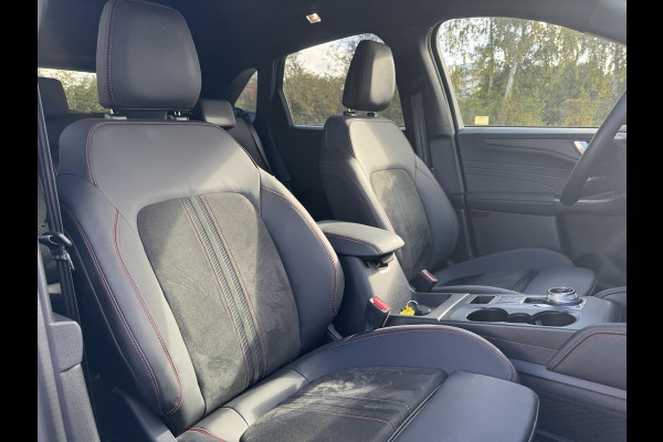 Ford Kuga 2.5 PHEV ST-Line X 243pk |SCI| Wegklapbare trekhaak | Panoramadak | Winter Pack | Head up Display | All season banden