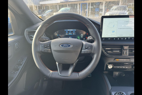 Ford Kuga 2.5 PHEV ST-Line X 243pk |SCI| Wegklapbare trekhaak | Panoramadak | Winter Pack | Head up Display | All season banden