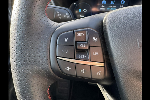 Ford Kuga 2.5 PHEV ST-Line X 243pk |SCI| Wegklapbare trekhaak | Panoramadak | Winter Pack | Head up Display | All season banden