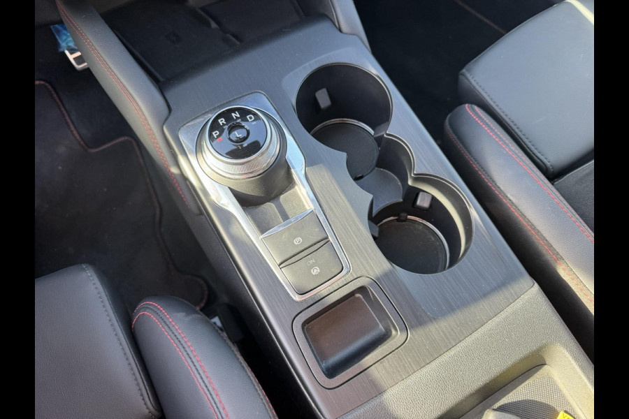 Ford Kuga 2.5 PHEV ST-Line X 243pk |SCI| Wegklapbare trekhaak | Panoramadak | Winter Pack | Head up Display | All season banden