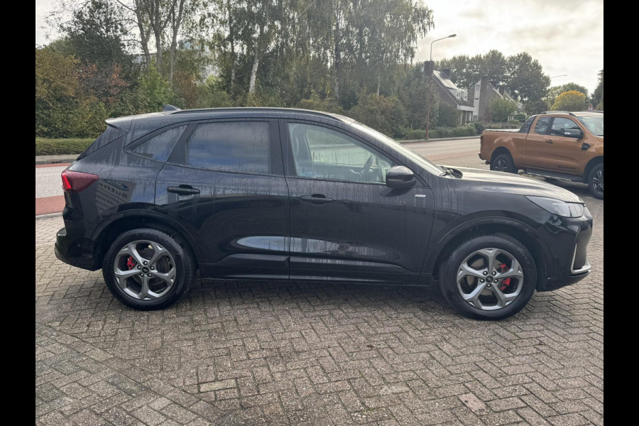 Ford Kuga 2.5 PHEV ST-Line X 243pk | SCI | Wegklapbare trekhaak | Panoramadak | Winter Pack | Head up Display | All season banden