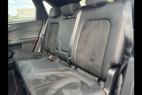 Ford Kuga 2.5 PHEV ST-Line X 243pk | SCI | Wegklapbare trekhaak | Panoramadak | Winter Pack | Head up Display | All season banden