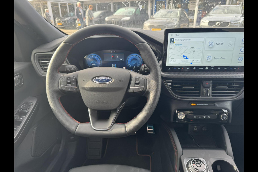 Ford Kuga 2.5 PHEV ST-Line X 243pk | SCI | Wegklapbare trekhaak | Panoramadak | Winter Pack | Head up Display | All season banden