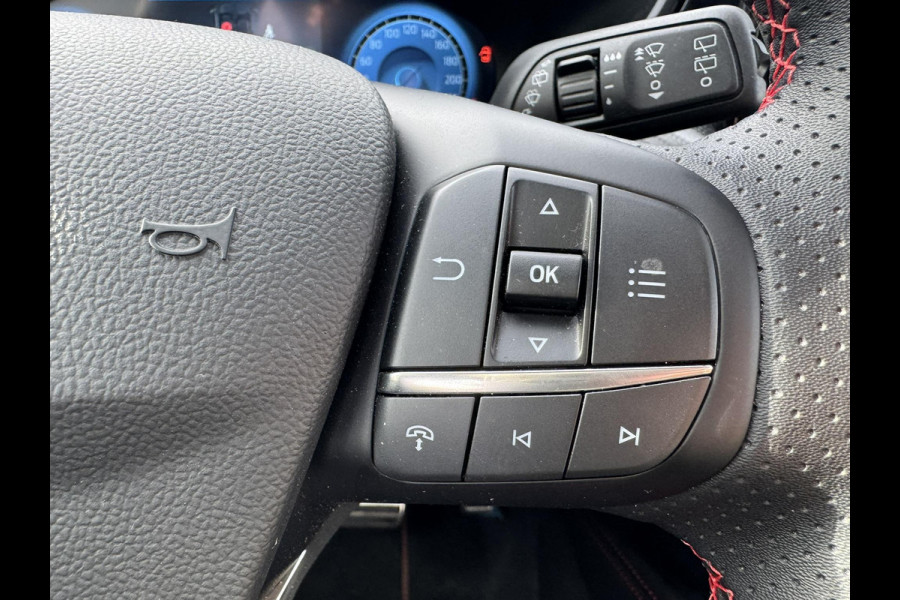 Ford Kuga 2.5 PHEV ST-Line X 243pk | SCI | Wegklapbare trekhaak | Panoramadak | Winter Pack | Head up Display | All season banden