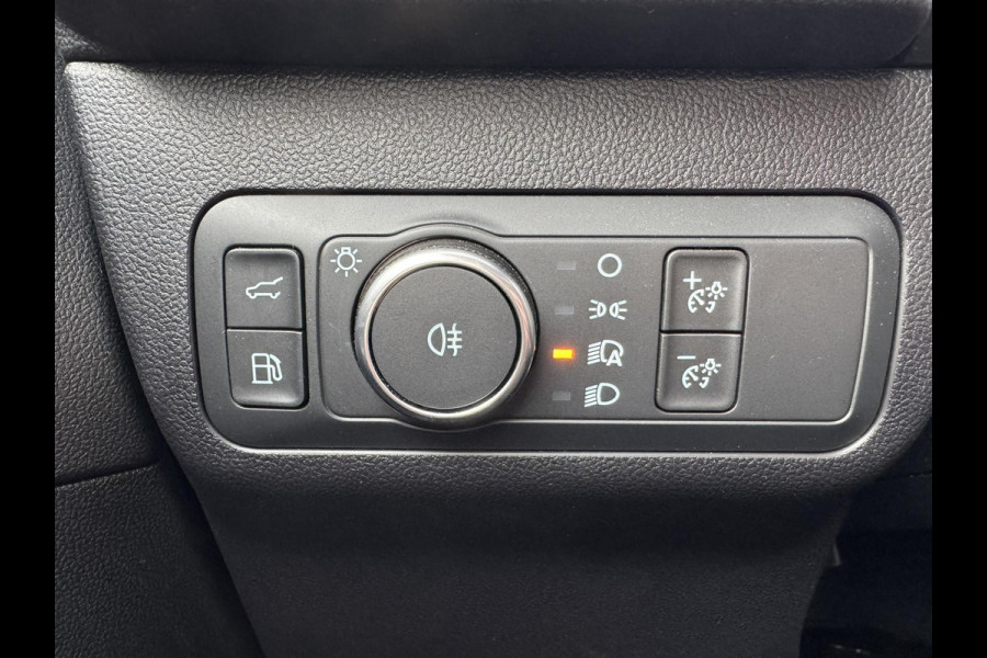 Ford Kuga 2.5 PHEV ST-Line X 243pk | Wegklapbare trekhaak | Panoramadak | Winter Pack | Head up Display | All season banden