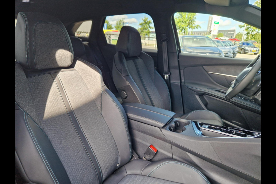 Peugeot 3008 1.2 PureTech EAT8 130Pk Allure Pack Business