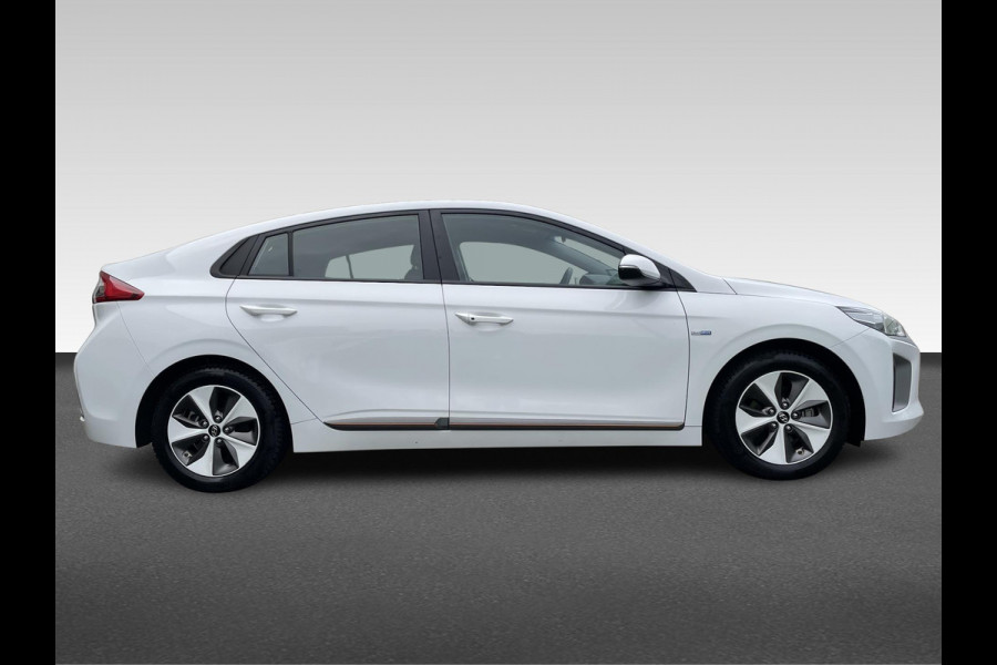 Hyundai IONIQ Comfort EV | Navigatie | Parkeer camera