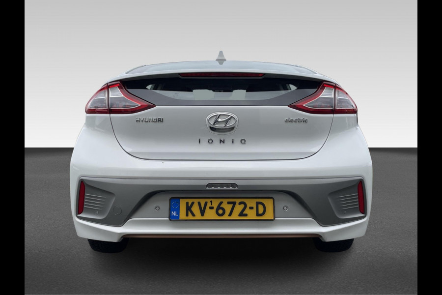 Hyundai IONIQ Comfort EV | Navigatie | Parkeer camera