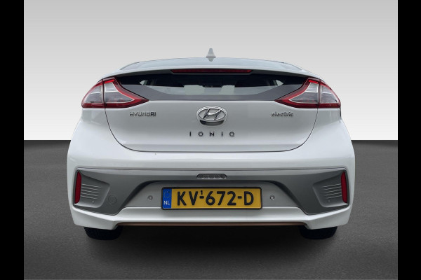 Hyundai IONIQ Comfort EV | Navigatie | Parkeer camera