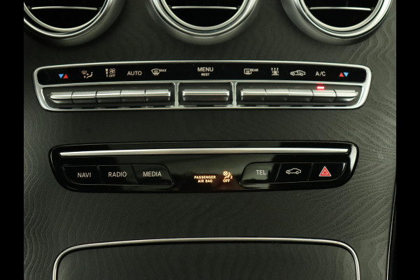 Mercedes-Benz C-Klasse 300e AMG Limited | Panoramadak | 360 Camera | Stoelverwarming | Carplay | Matrix LED | Leder/Alcantara | Navigatie | Park Assist | Sfeerverlichting | PHEV | Plug In Mercedes-Benz C-Klasse 300e AMG Limited | Panoramadak | 360 Camera | Stoelverwarming | Carplay | Matrix LED | Leder/Alcantara | Navigatie | Park Assist | Sfeerverlichting | PHEV | Plug In