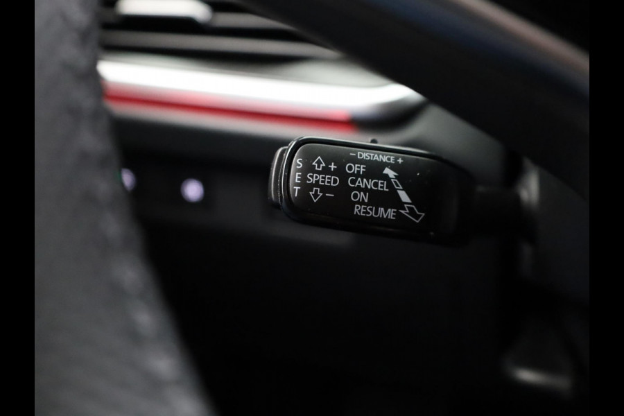 Škoda Elroq 60 Sportline 204pk | Adaptive Cruise Control | 20 inch | Blind Spot | Stoelverwarming Škoda Elroq 60 Sportline 204pk | Adaptive Cruise Control | 20 inch | Blind Spot | Stoelverwarming