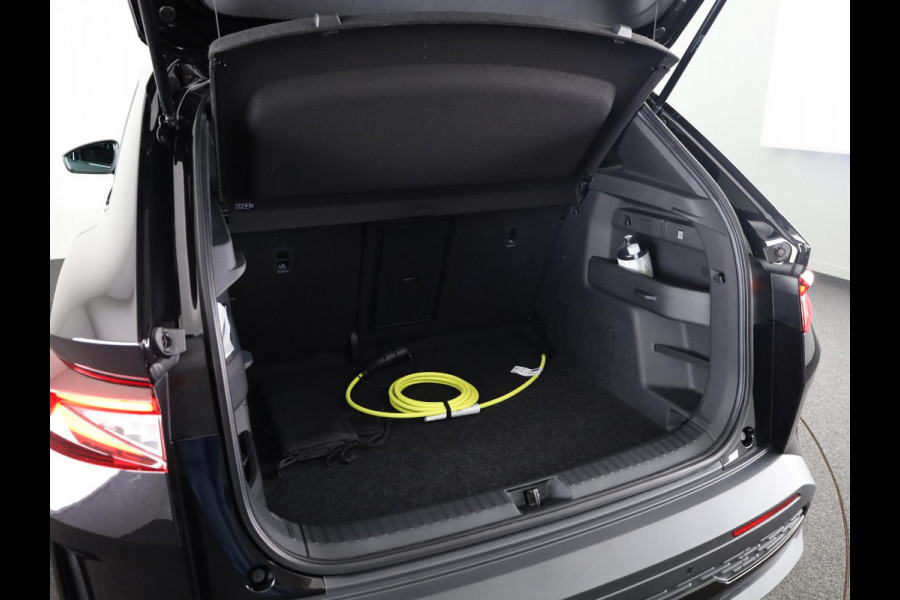 Škoda Elroq 60 Sportline 204pk | Adaptive Cruise Control | 20 inch | Blind Spot | Stoelverwarming Škoda Elroq 60 Sportline 204pk | Adaptive Cruise Control | 20 inch | Blind Spot | Stoelverwarming