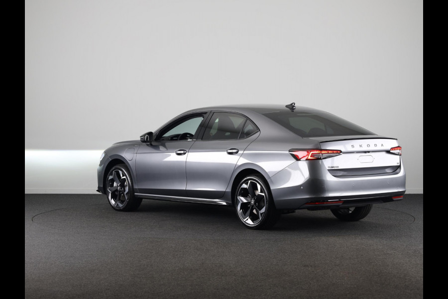 Škoda Superb Sportline Business PHEV 1.5 TSI 204 pk 6 vers. DSG | Canton | 19 inch lichtmetalen velgen | Travel assist plus | Winterpakket
