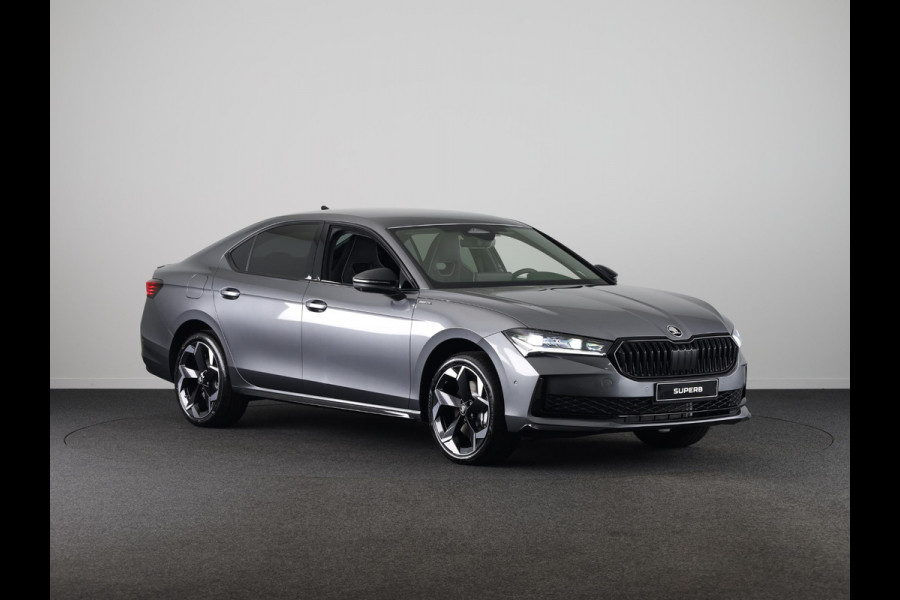 Škoda Superb Sportline Business PHEV 1.5 TSI 204 pk 6 vers. DSG | Canton | 19 inch lichtmetalen velgen | Travel assist plus | Winterpakket
