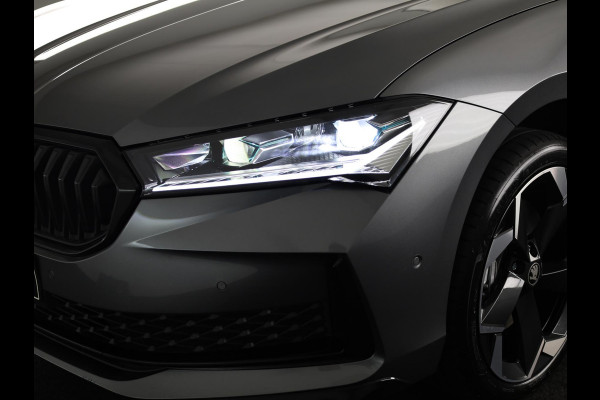 Škoda Superb Sportline Business PHEV 1.5 TSI 204 pk 6 vers. DSG | Canton | 19 inch lichtmetalen velgen | Travel assist plus | Winterpakket