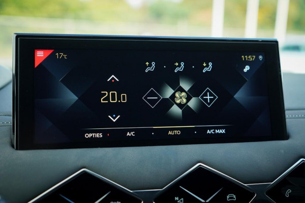 DS DS 3 Crossback 1.2 PureTech Grand Chic / Opera / Aut / Adaptive Cruise / Carplay / Leder