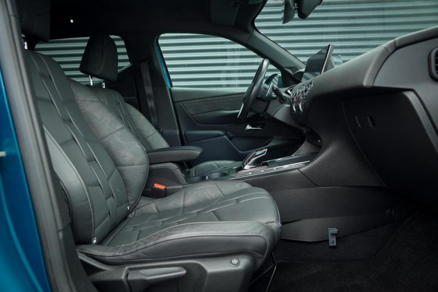 DS DS 3 Crossback 1.2 PureTech Grand Chic / Opera / Aut / Adaptive Cruise / Carplay / Leder