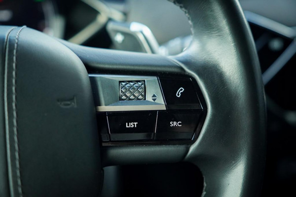 DS DS 3 Crossback 1.2 PureTech Grand Chic / Opera / Aut / Adaptive Cruise / Carplay / Leder